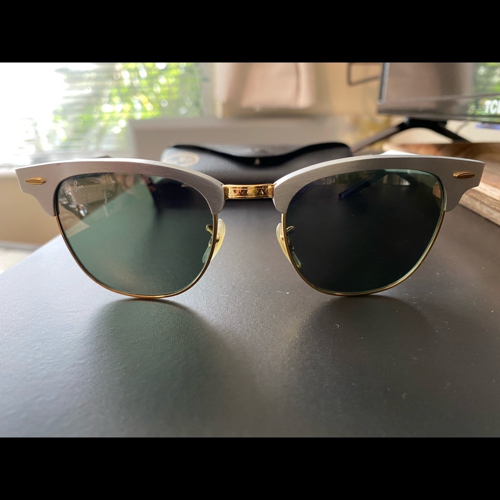 RAYBAN gold and silver aviator